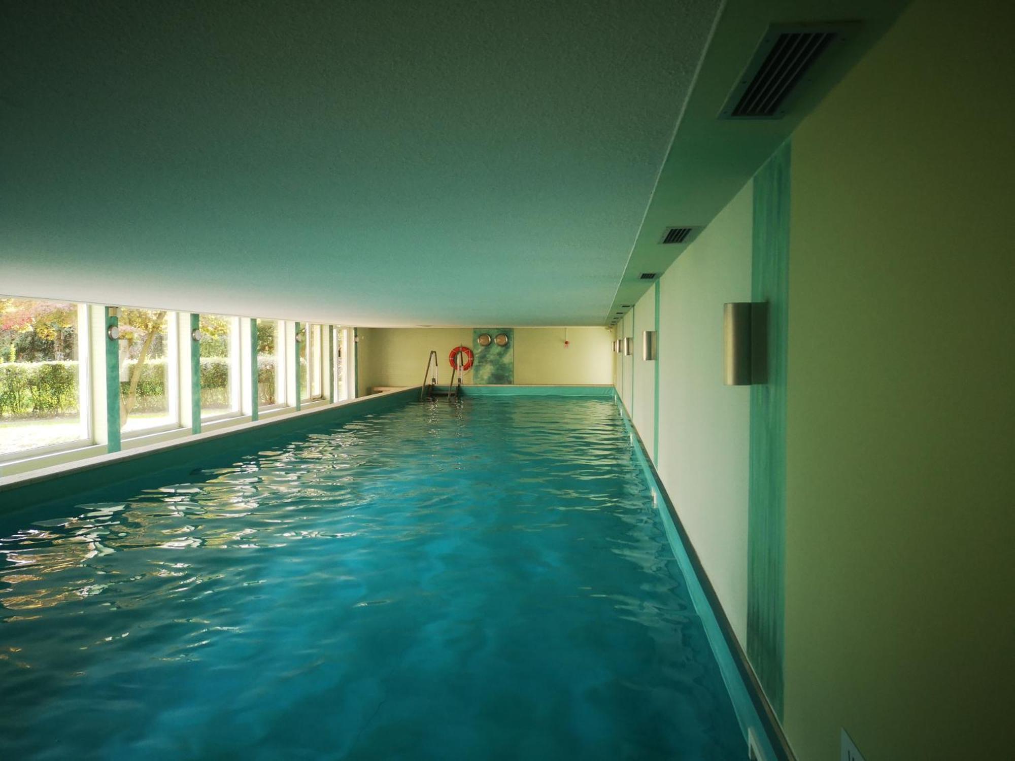 Kaernten Ossiacher See Apartment Zwei Zimmer Ferienwohnung Direkter Seezugang Strand Beheizte Schwimmhalle Bodensdorf Buitenkant foto